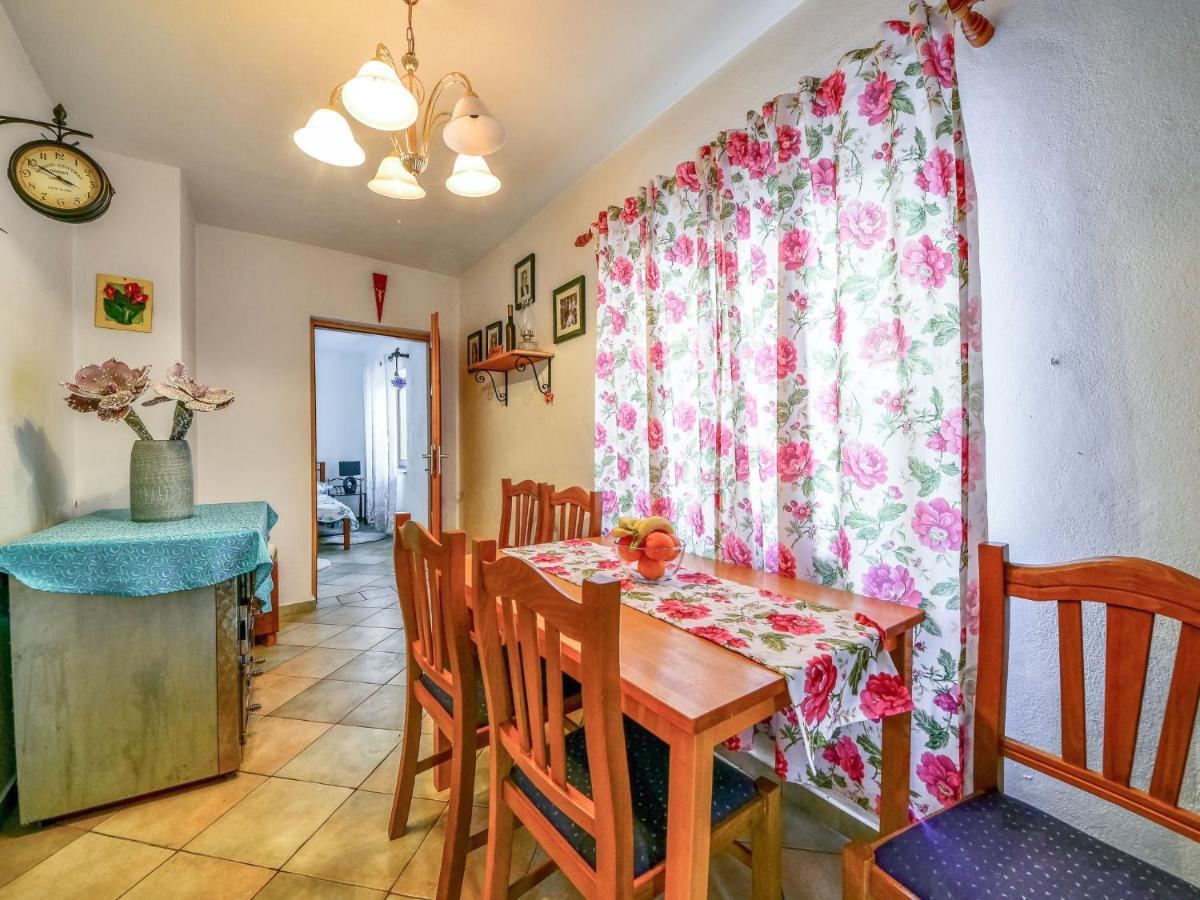Vratarusa Holiday Home Marijana By Interhome מראה חיצוני תמונה